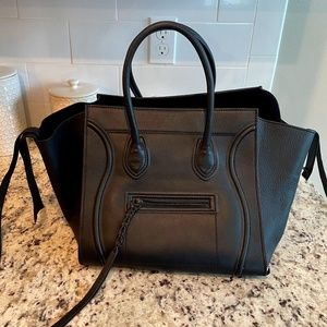 Celine Phantom Luggage Medium